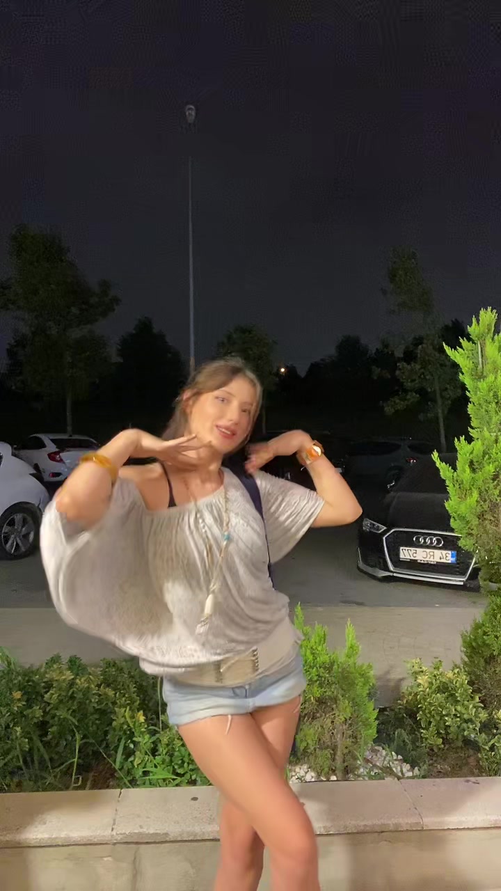 @Deniissaayy