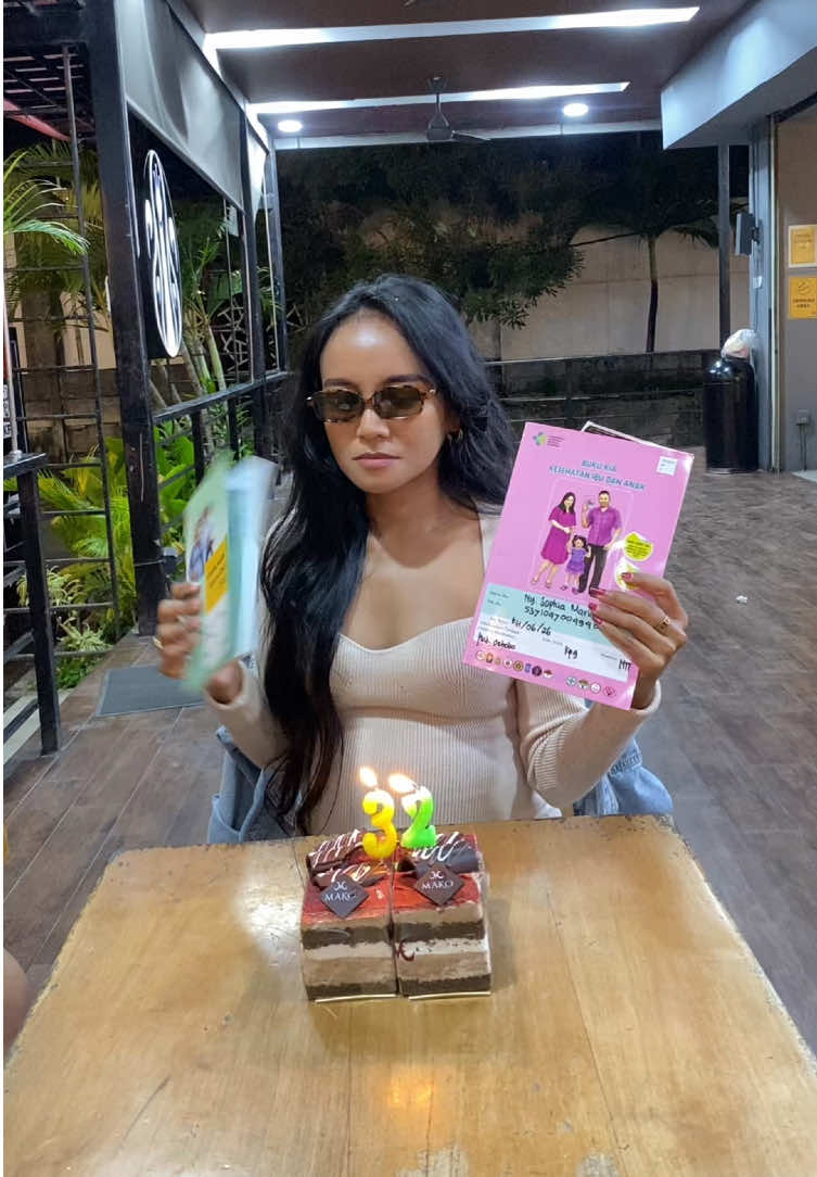 @ViviLau