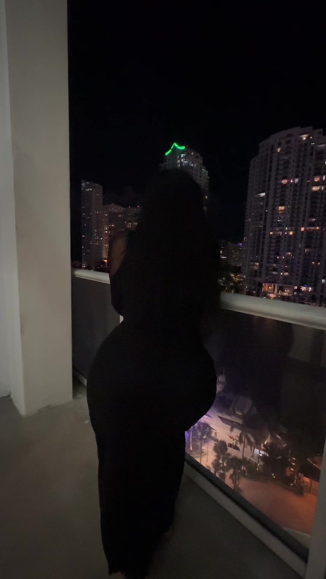 @sad&eacute;