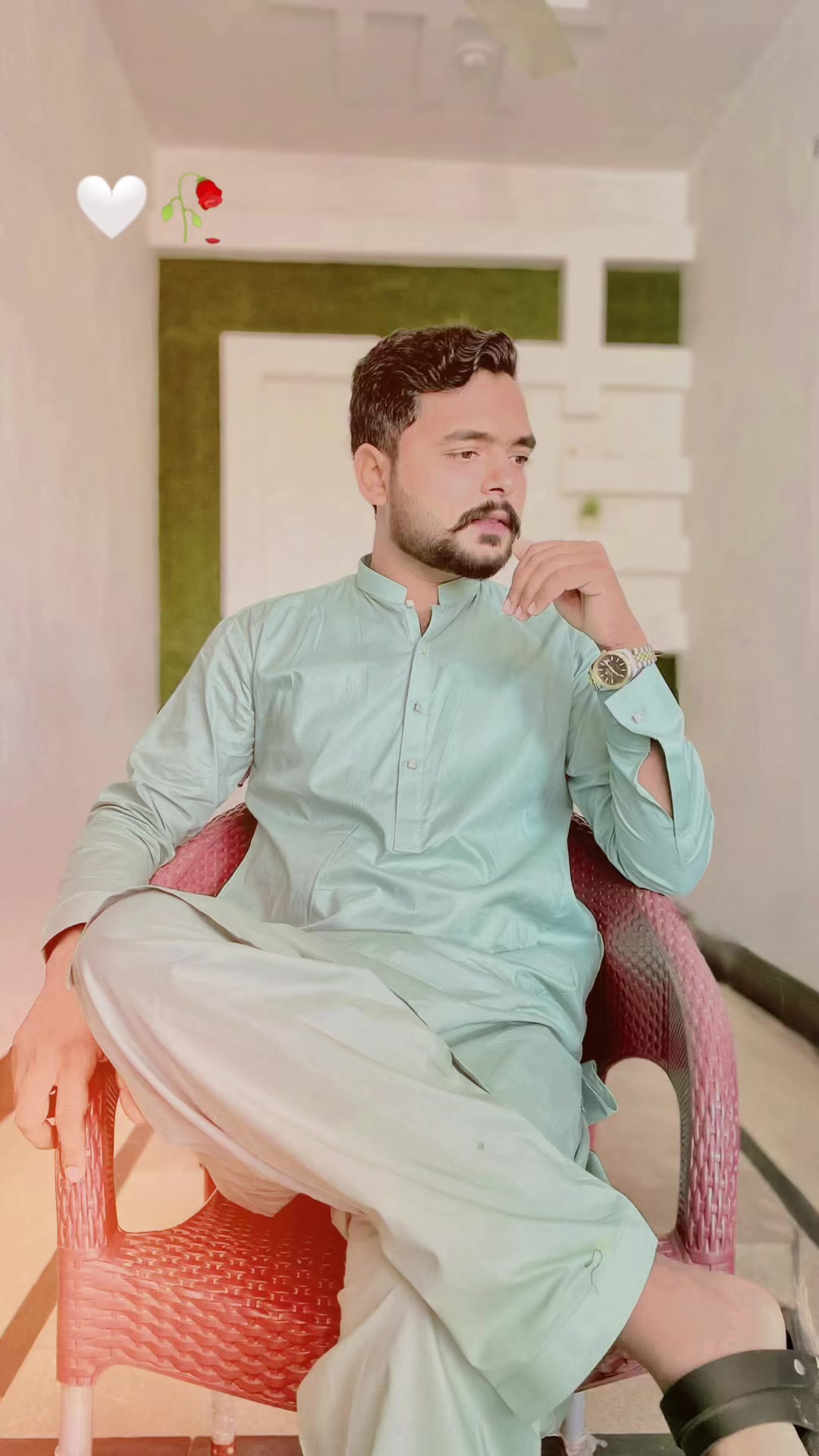 @Shahbaz Rao👀