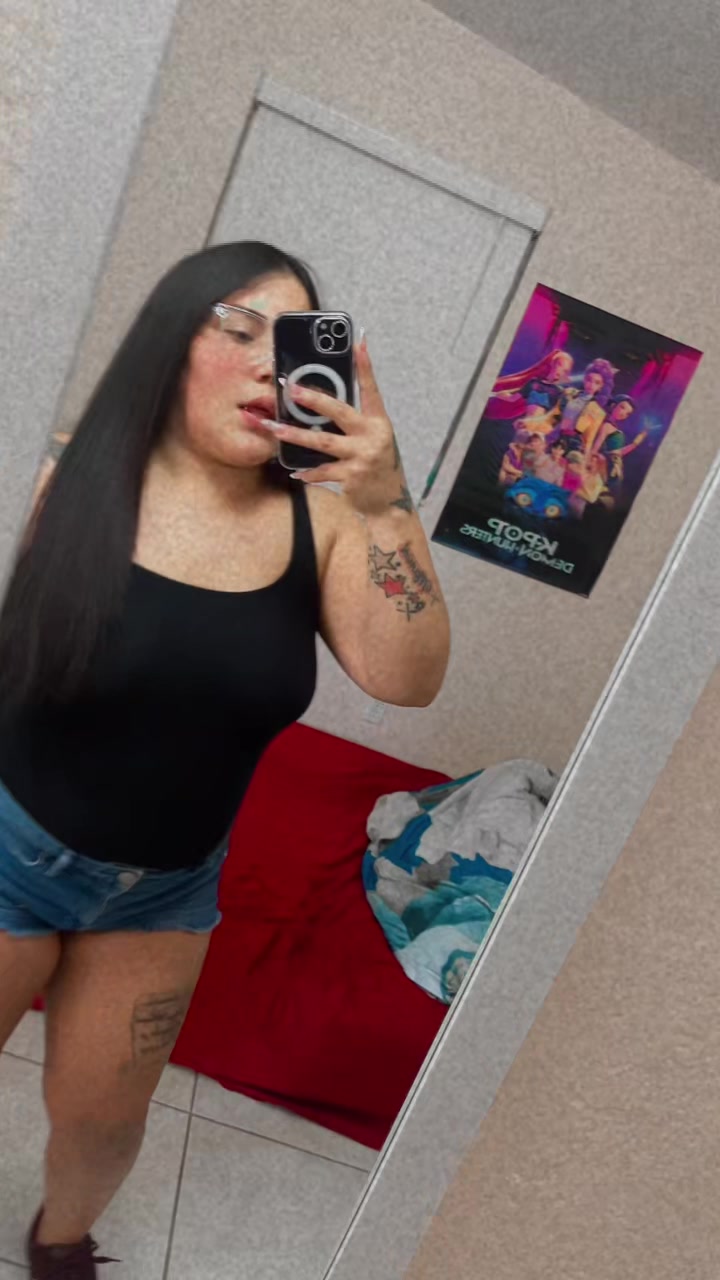@Alejandra chiquita sabrosa