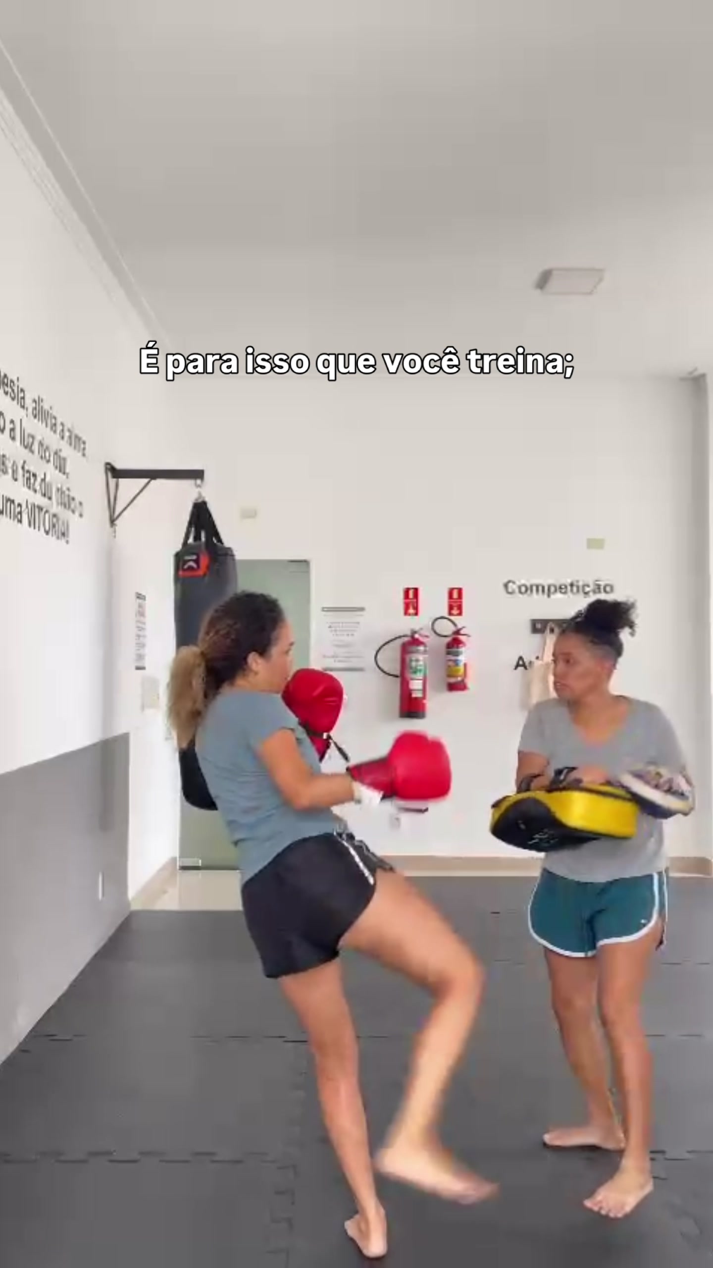 @Andryelli