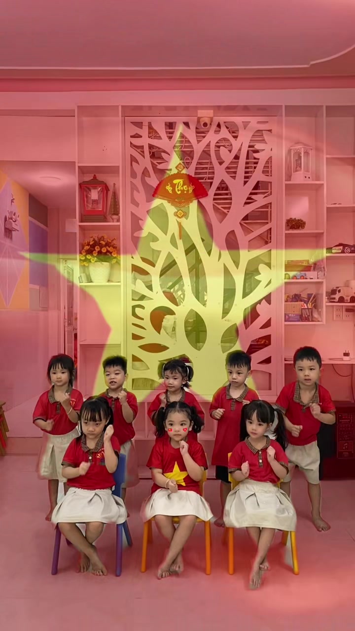 @Xuân Hương1305