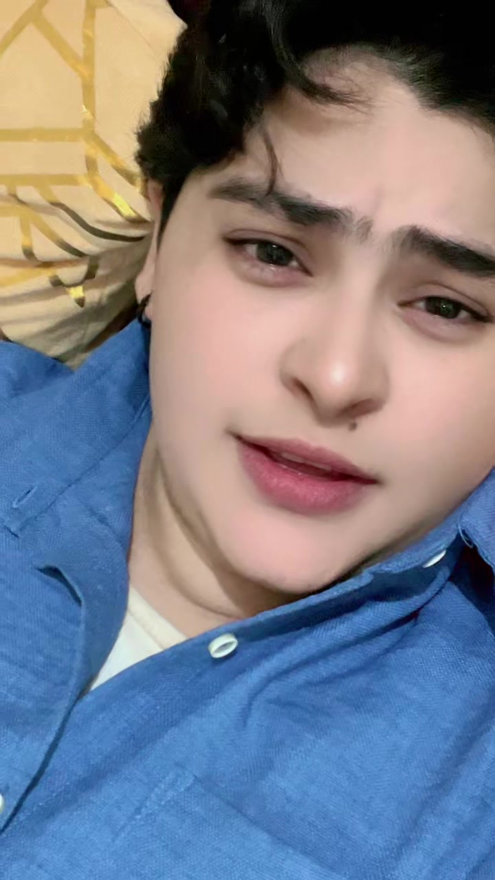 @Singer samina pari zaad
