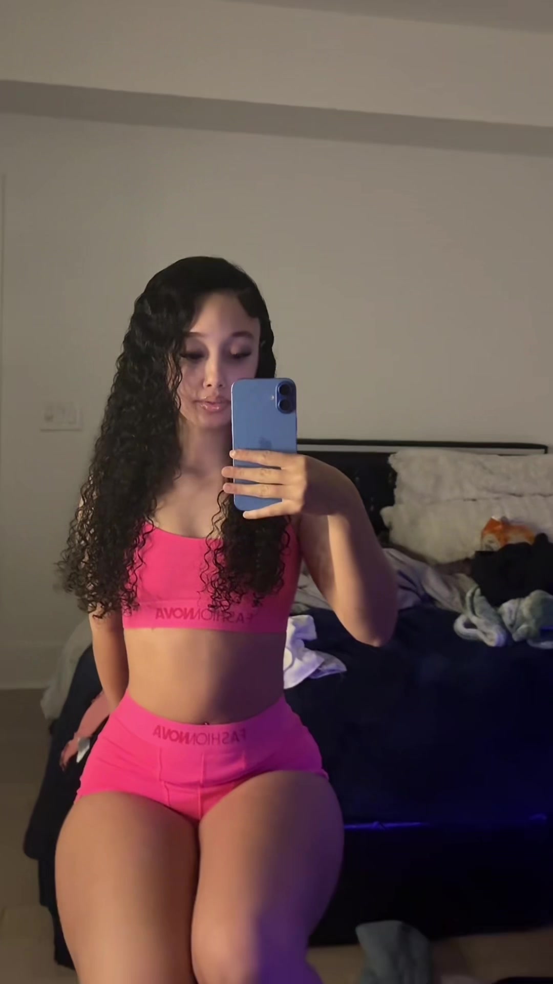 @🐰