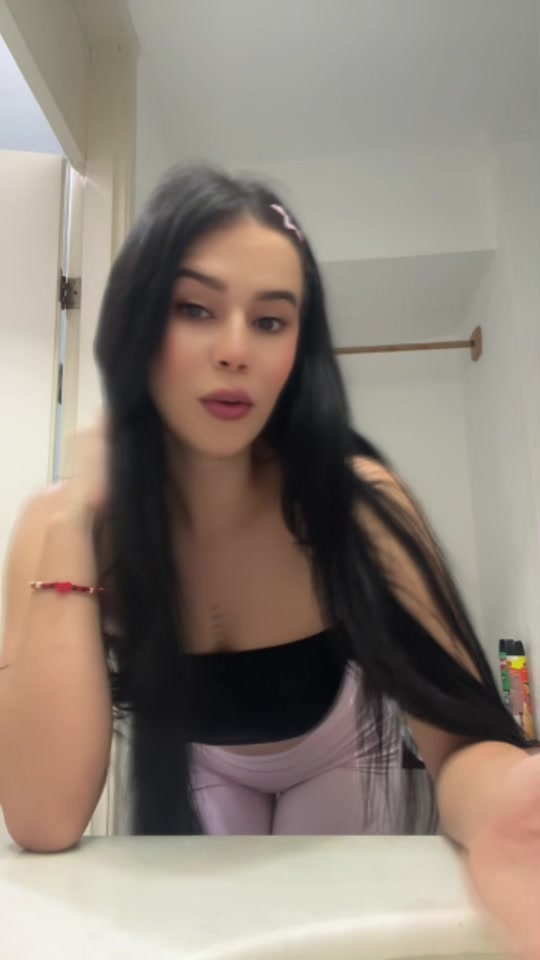 @💜 Alexandra S🍓