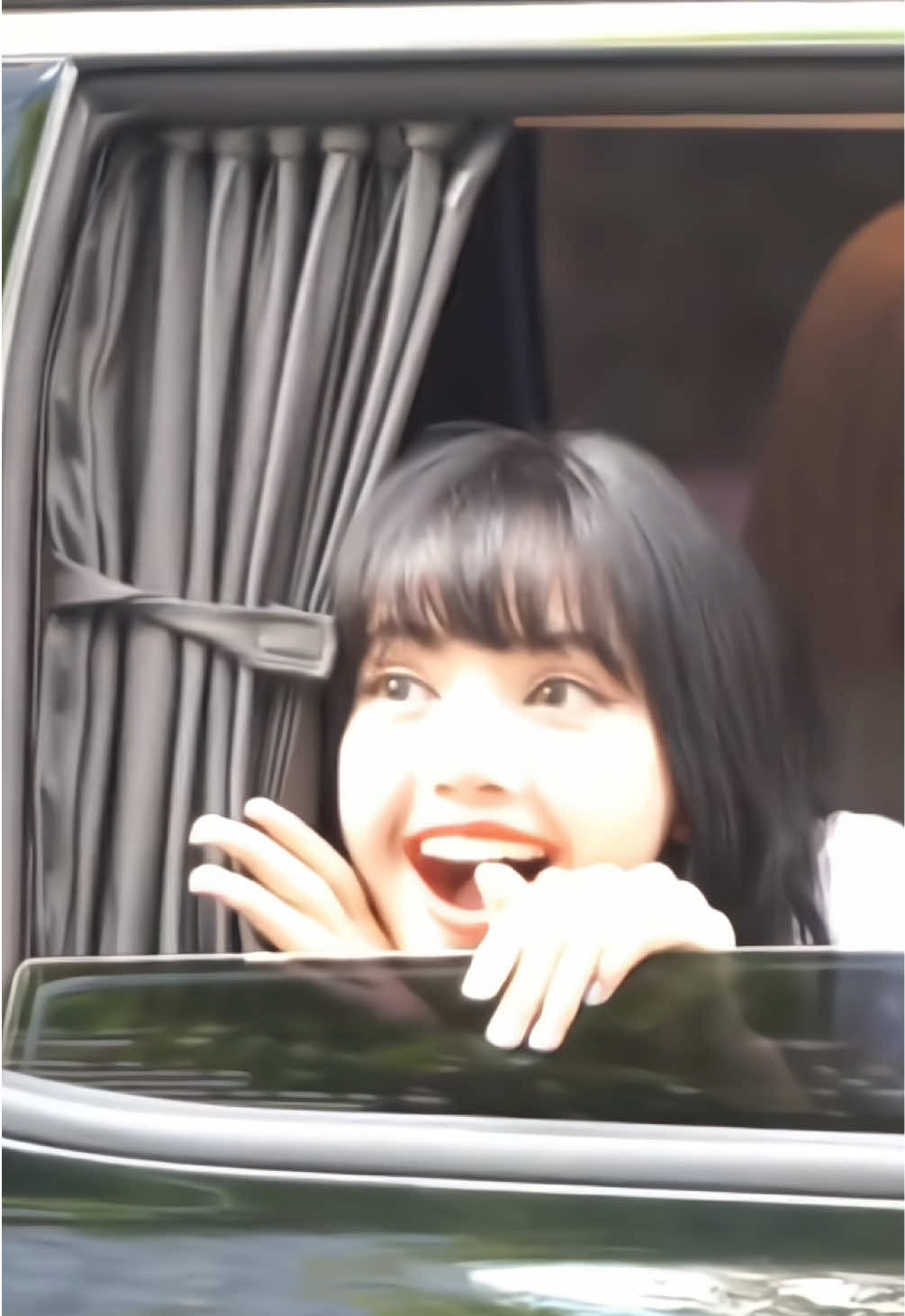 @𝚅𝚒𝚡𝚒