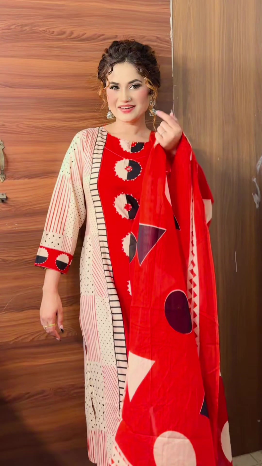 @KOMAL KURTHA PASAL
