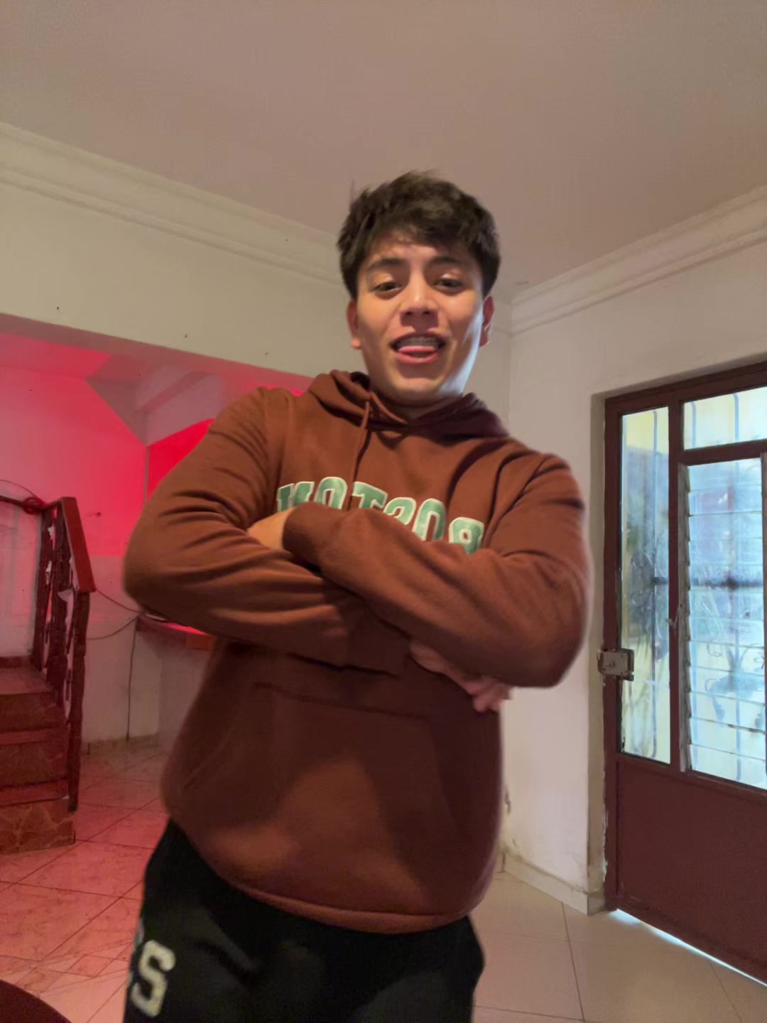 @C H A R L Y J O N A T H A N
