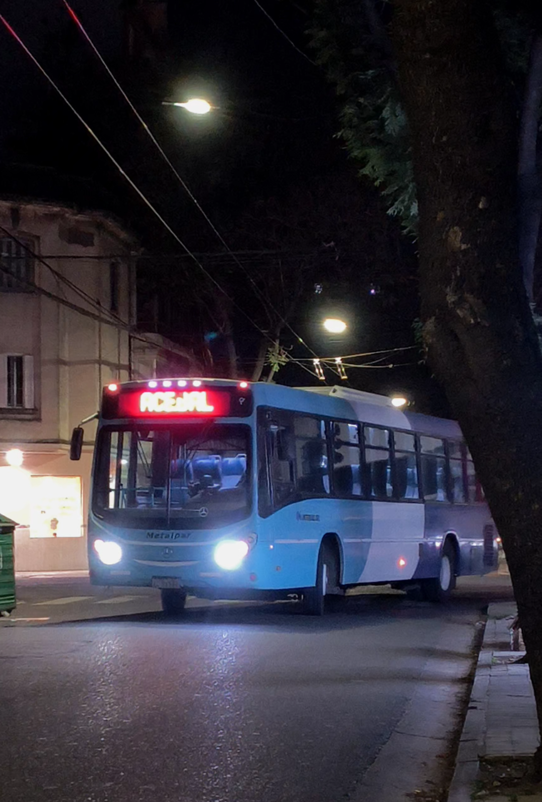 @el de un poco de bondi
