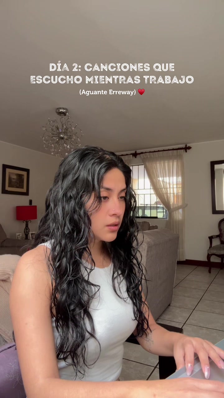 @It’s Yazmín UPi ♥️