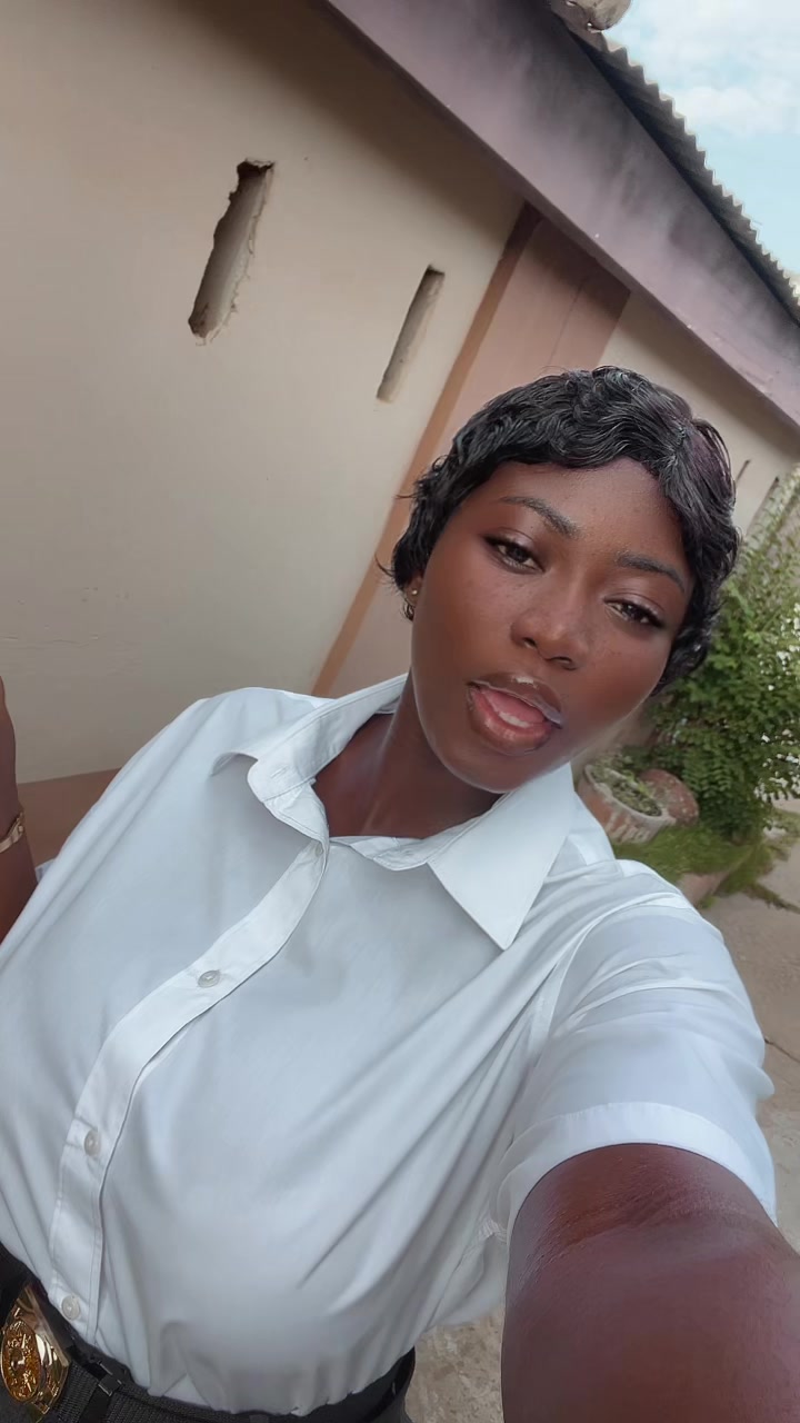 @Akua_Bhornrich💚