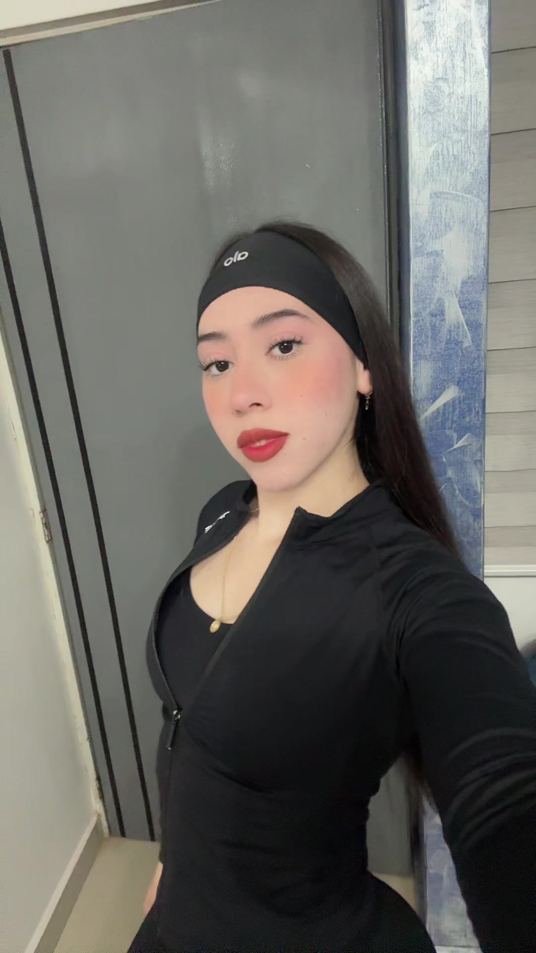 @Lesssh🧚🏻&zwj;♀️