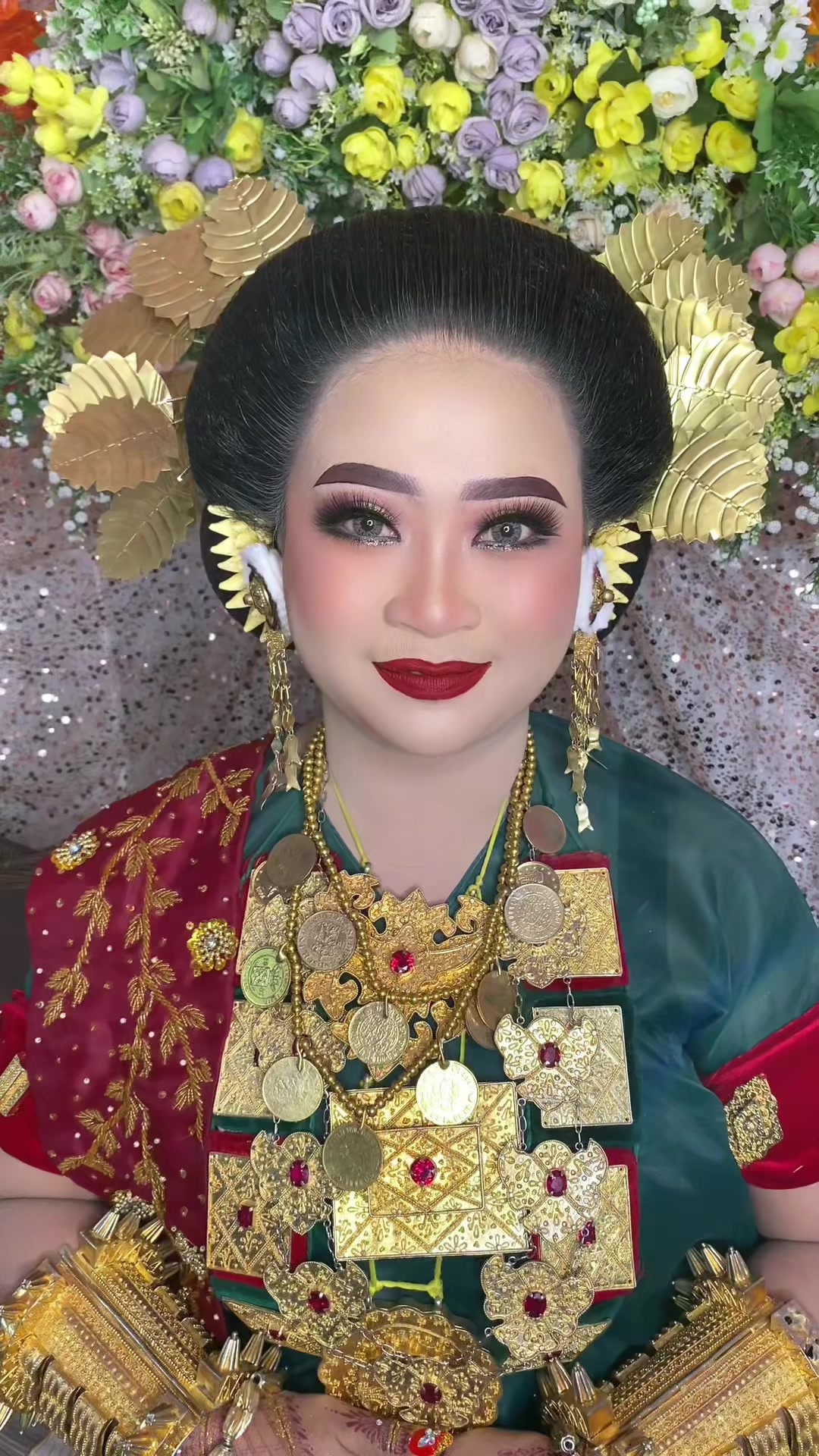 @Sidra Dean Yuraa