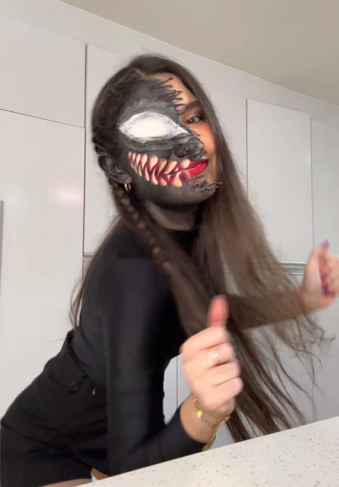 @Janinalchair