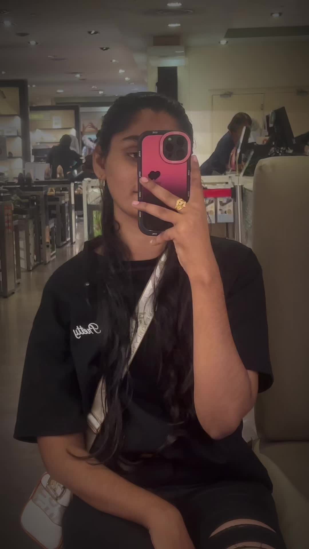 @Revi_💕