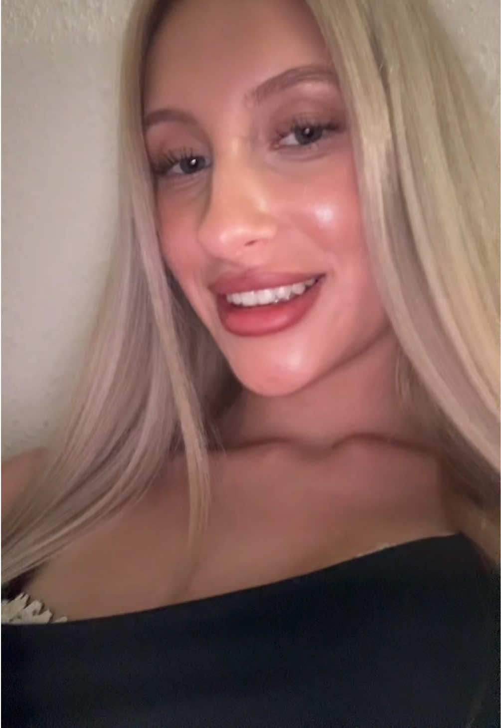 @ciaracollien