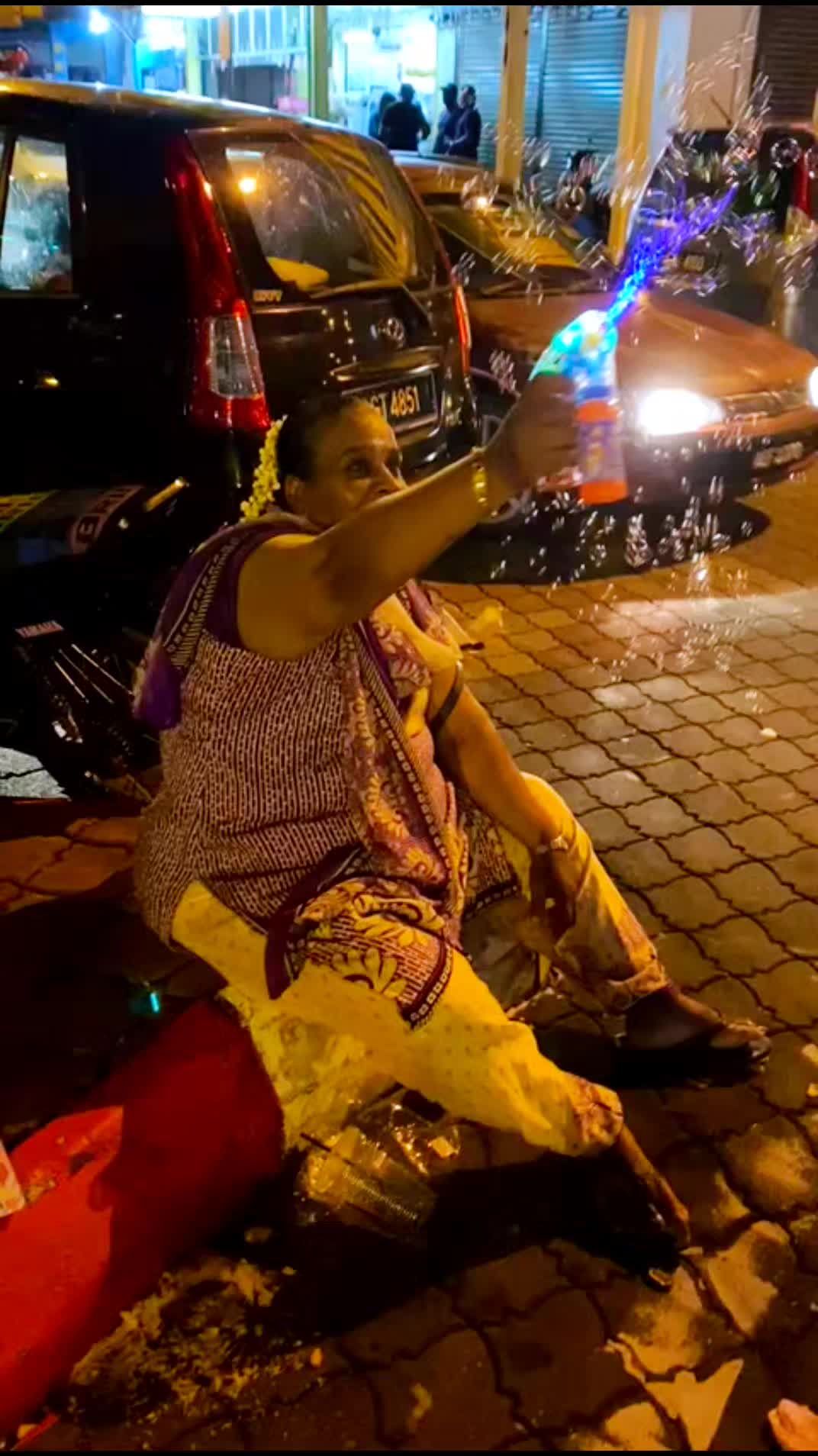 @GuNdU KaNnAmA