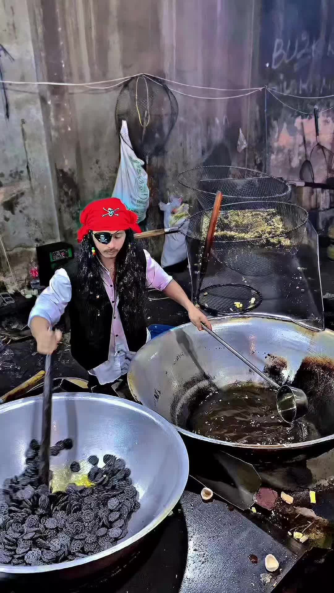 @Kerupuk mang cosplay