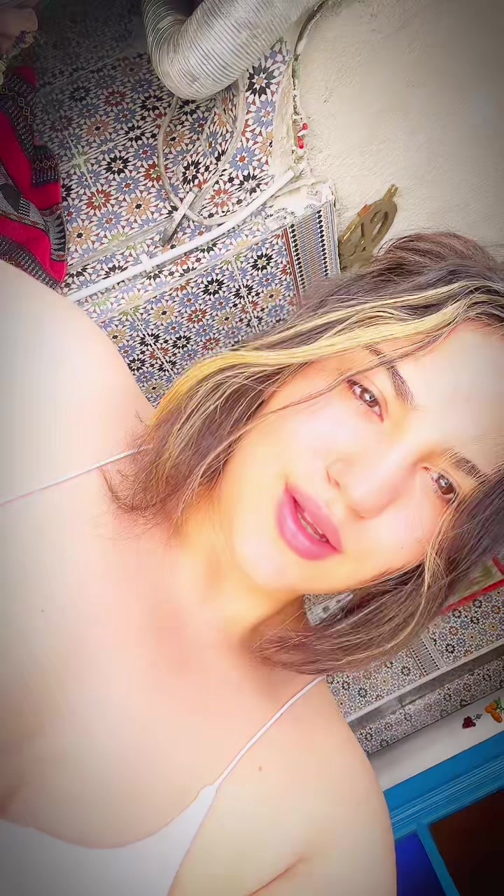 @Feriel Abrougui