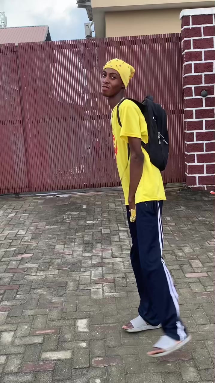 @YellowClothe💛🥹