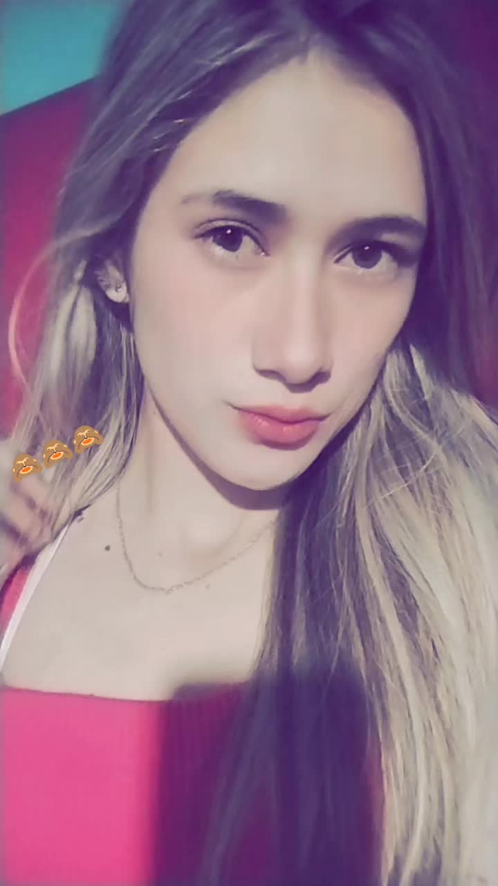 @Che Rubia ii flaquita ii😍😝🌚