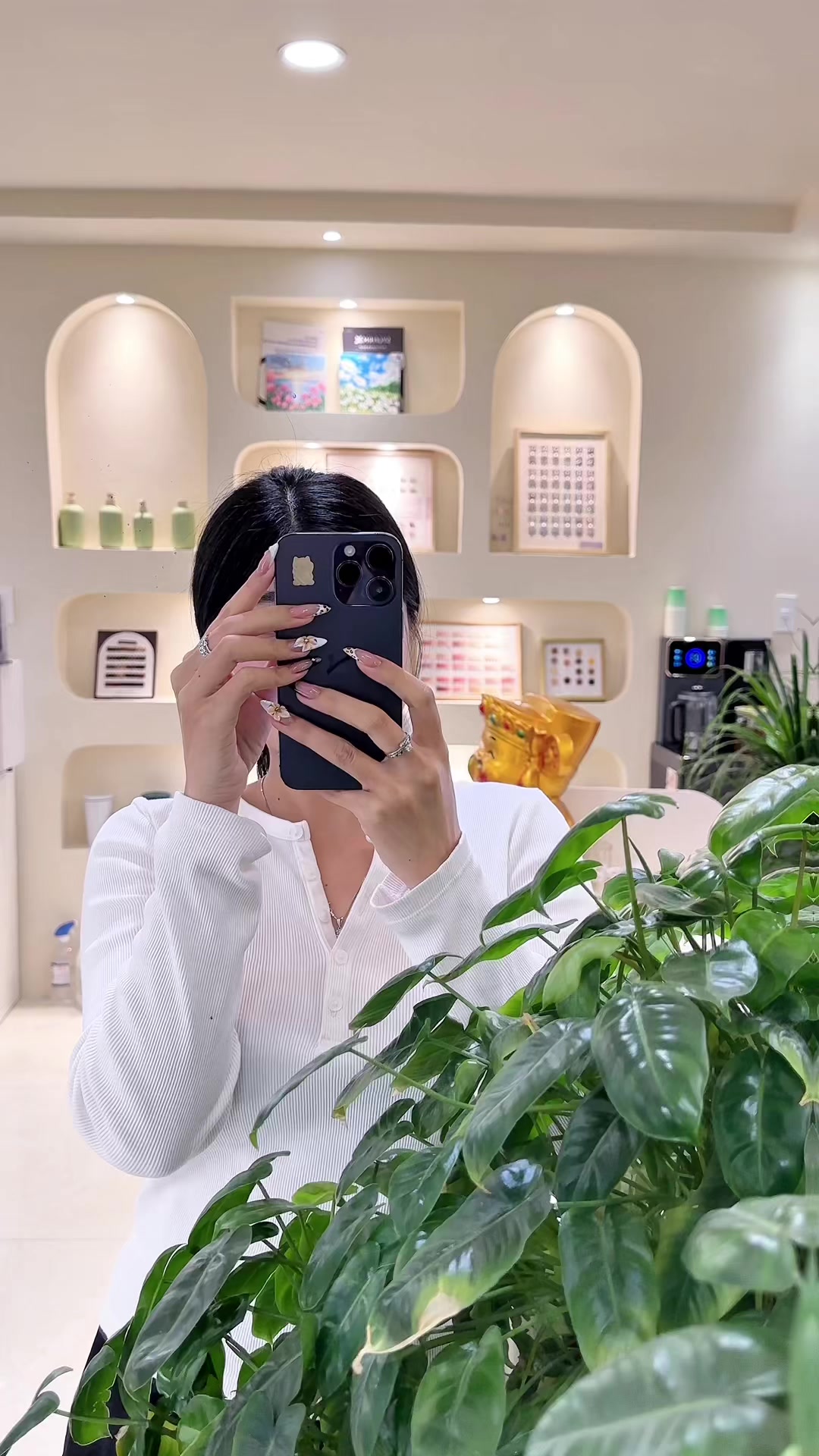 @Aloha Nail Thảo Điền