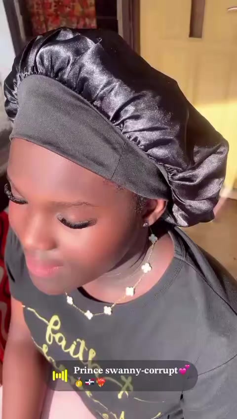 @QUEENS GLAM LASHES