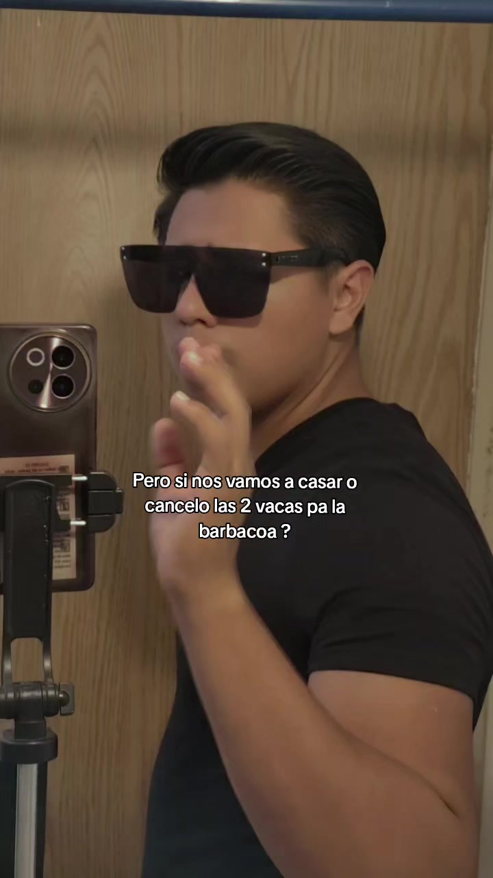 @_