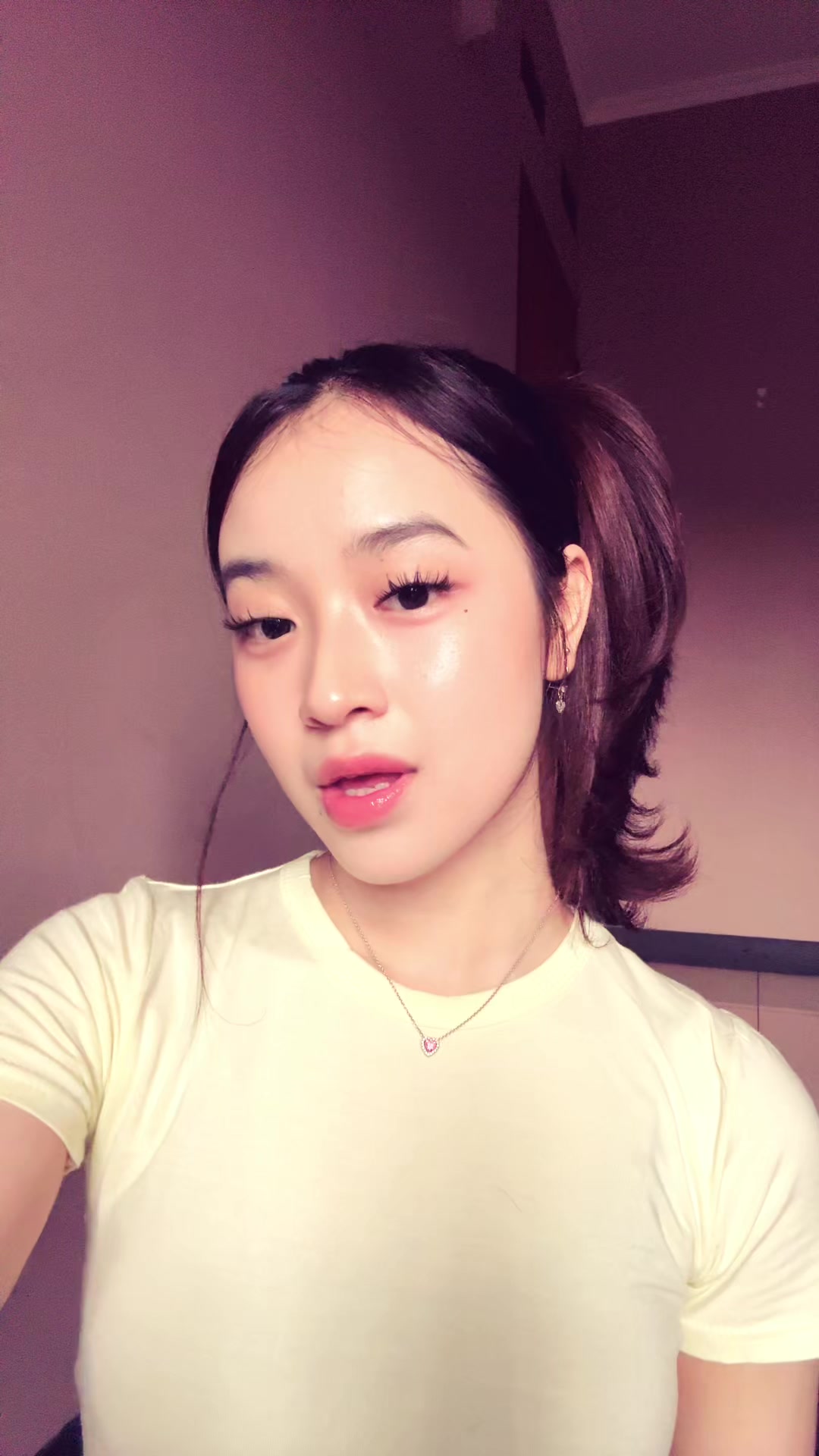 @𝒩