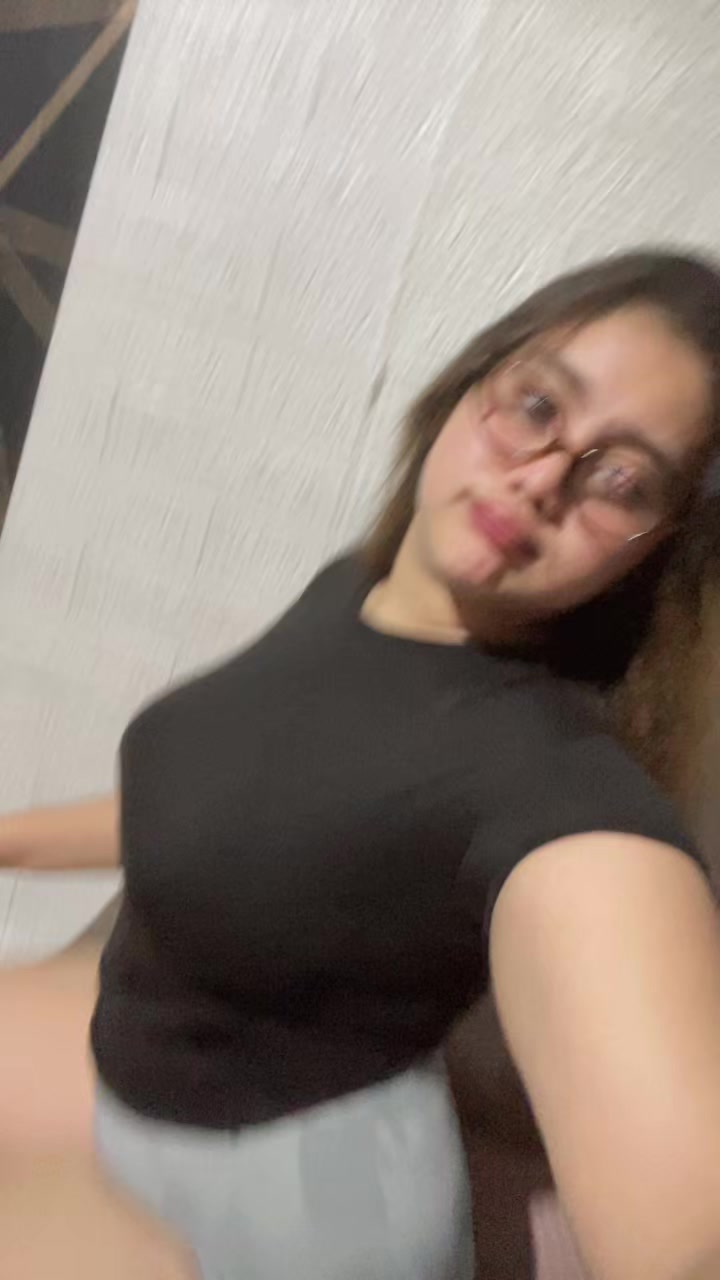 @Nicole