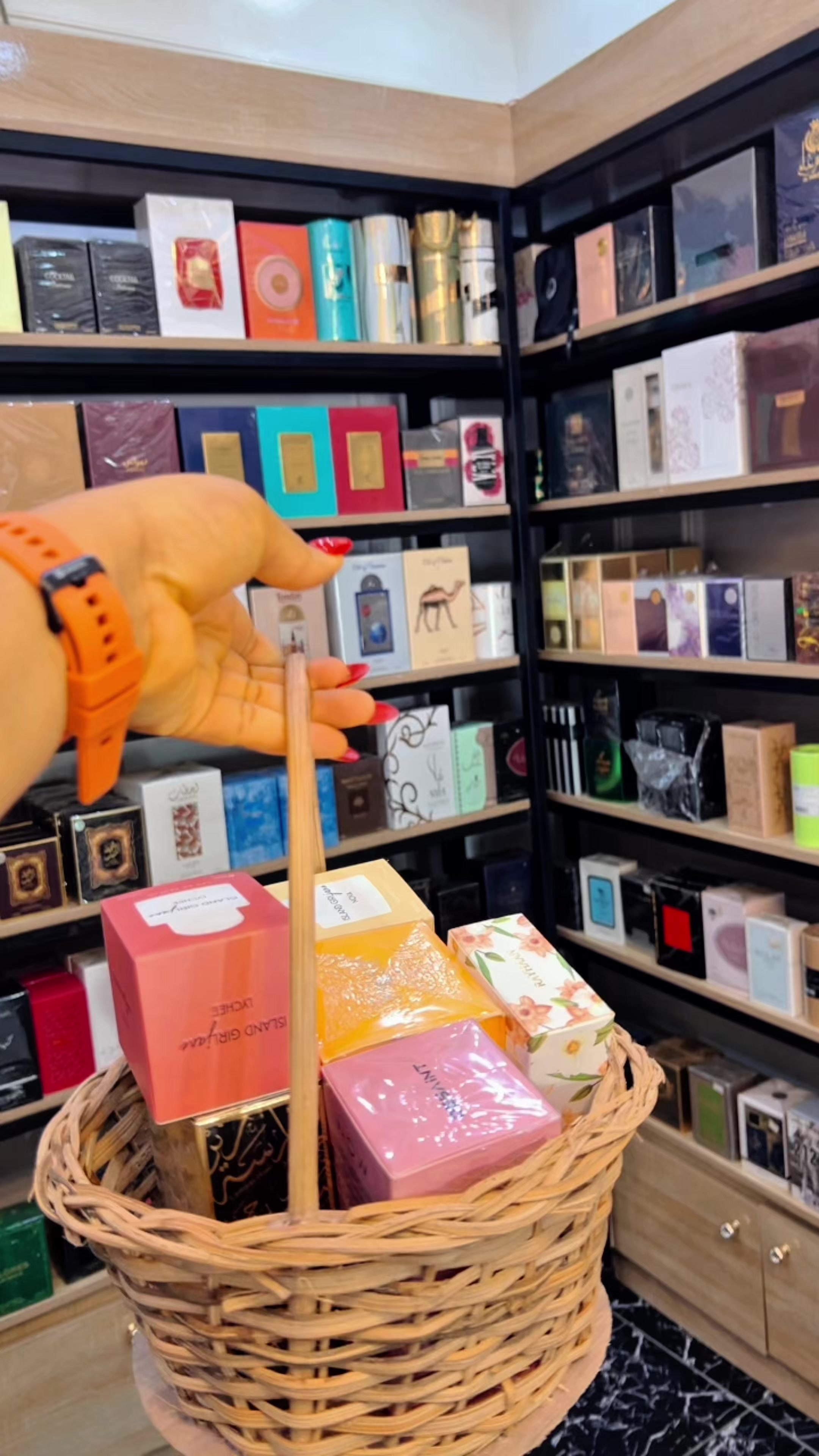 @Somtycolognes