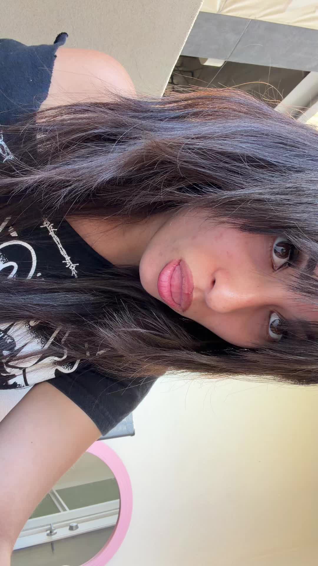 @Kaylabbyboo