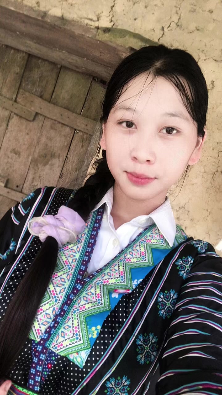 @Tuệ sen✝️