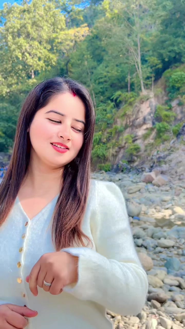 @Jenisha khadka❣️