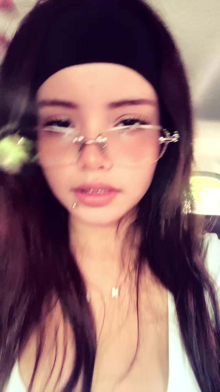 @Tisayyy.