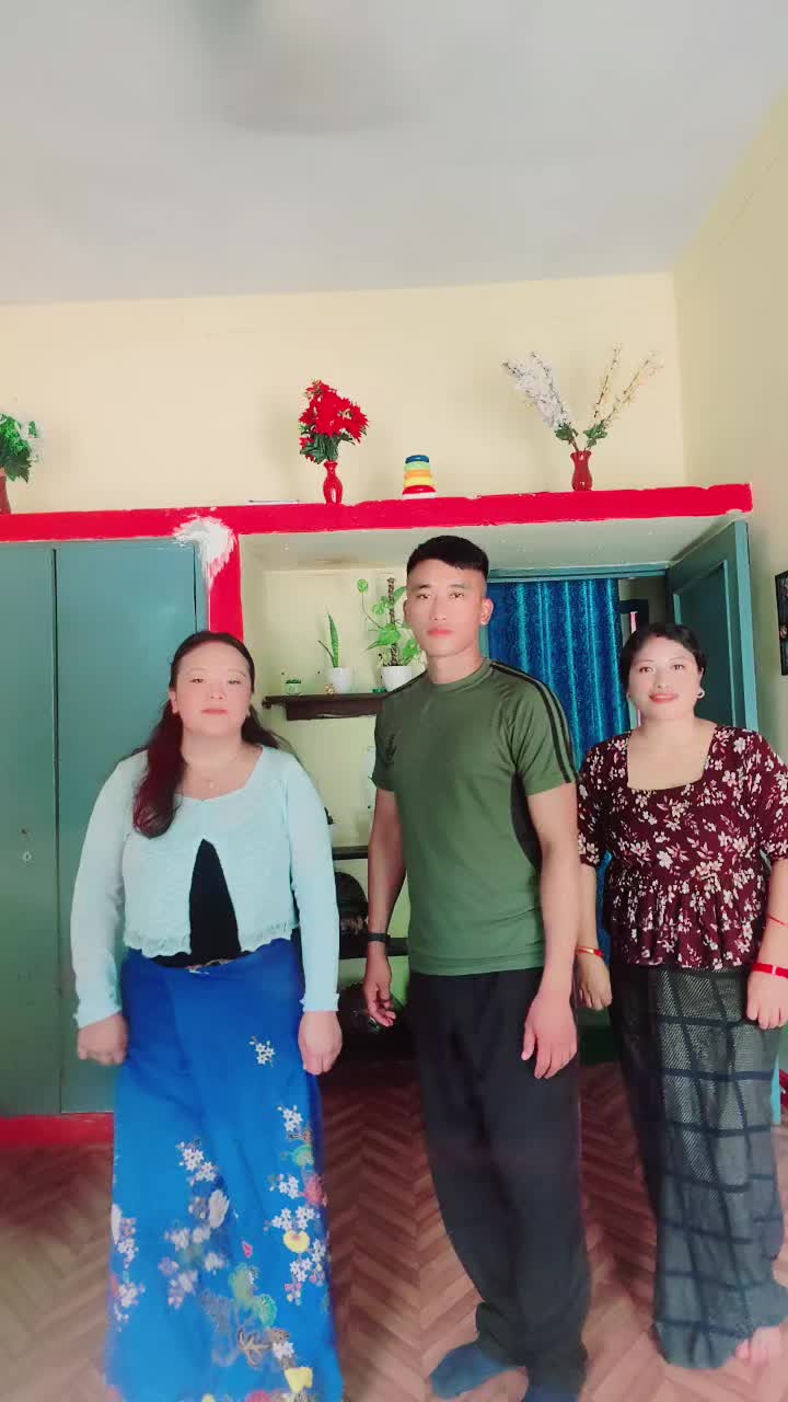 @ᥫ᭡ रबिना आले मगर ᥫ᭡