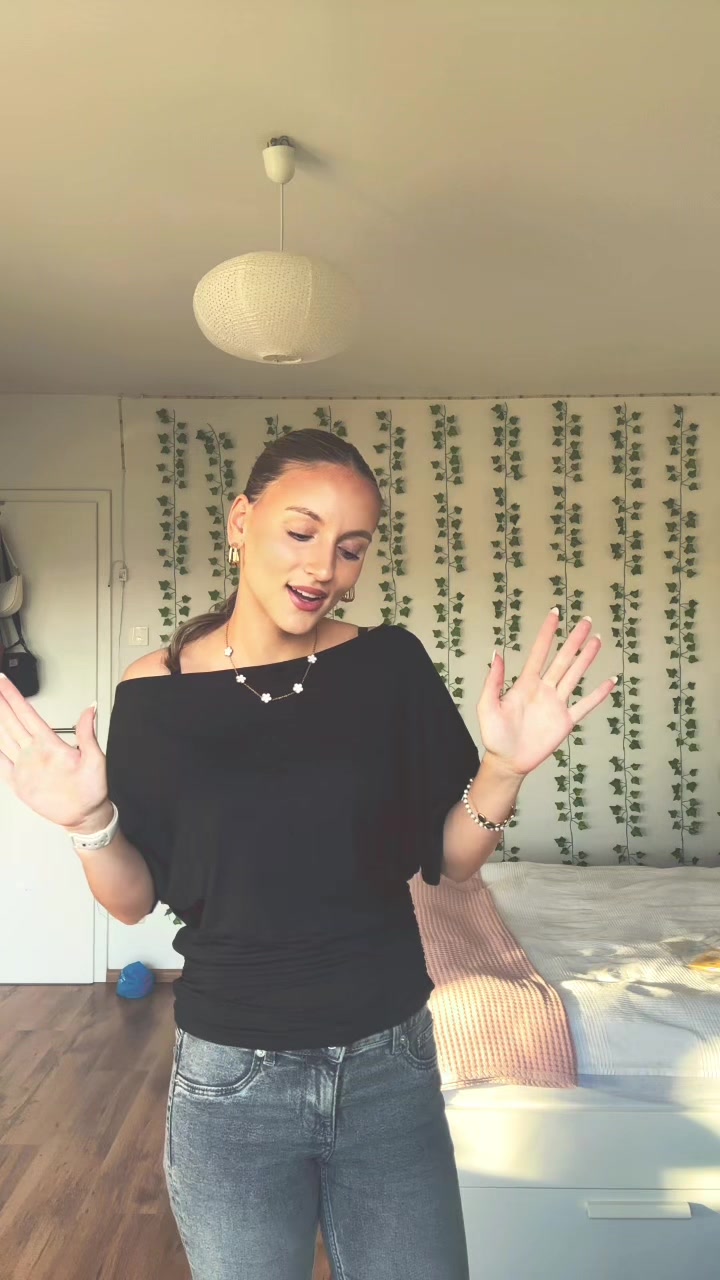 @Stella⭐️