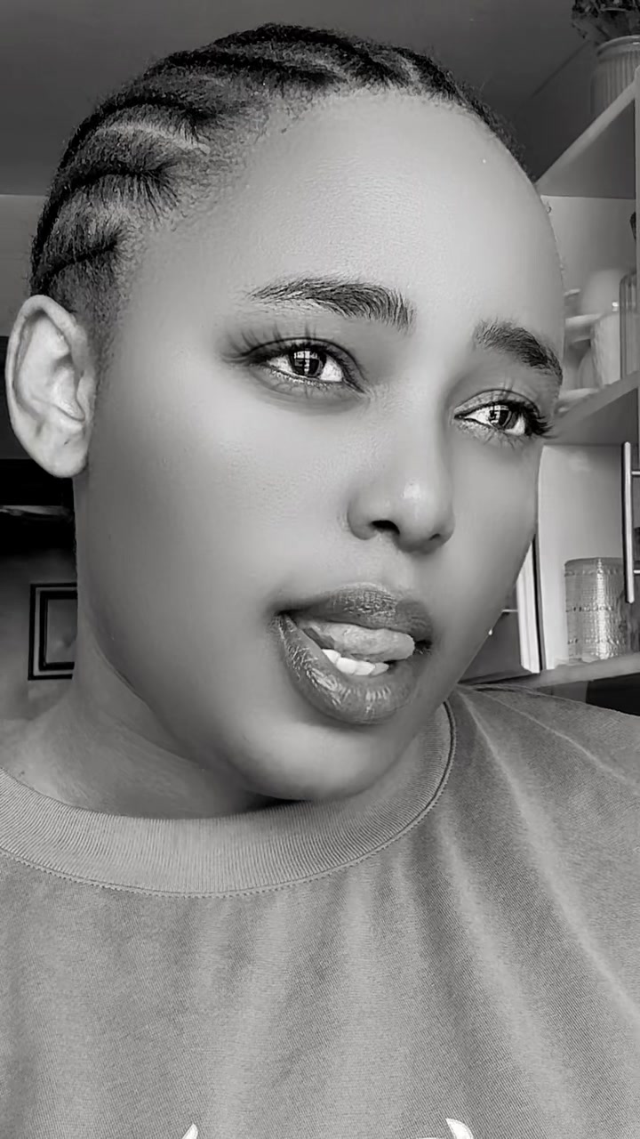@🥀sweetie 🍂✨🪐🇹🇿🇦🇺