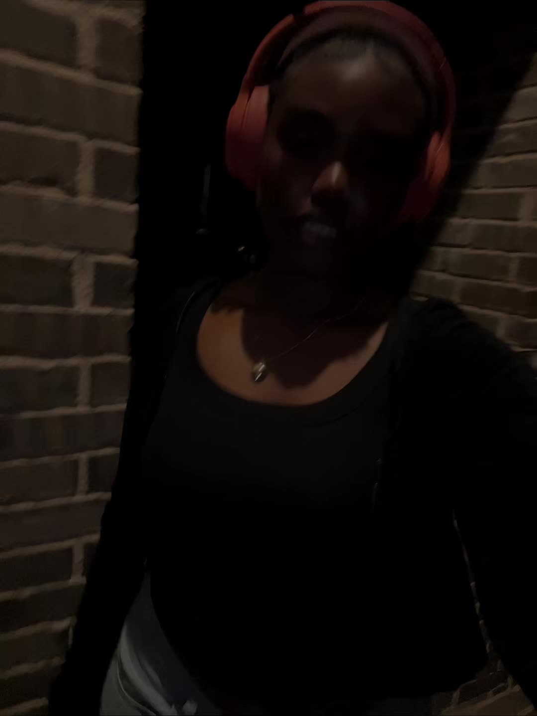 @Ⓥⓘⓒⓣⓞⓡⓘⓐ🫧🤸🏾&zwj;♀️