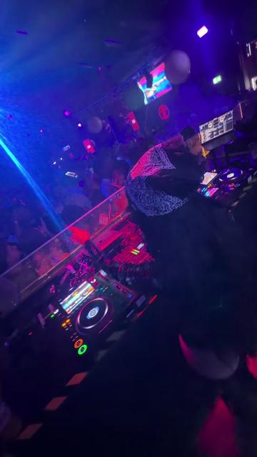 @djmonaliny