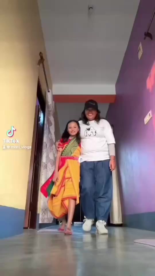 @misti_vlogs