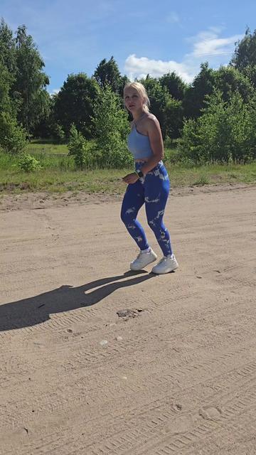 @lyalya_22