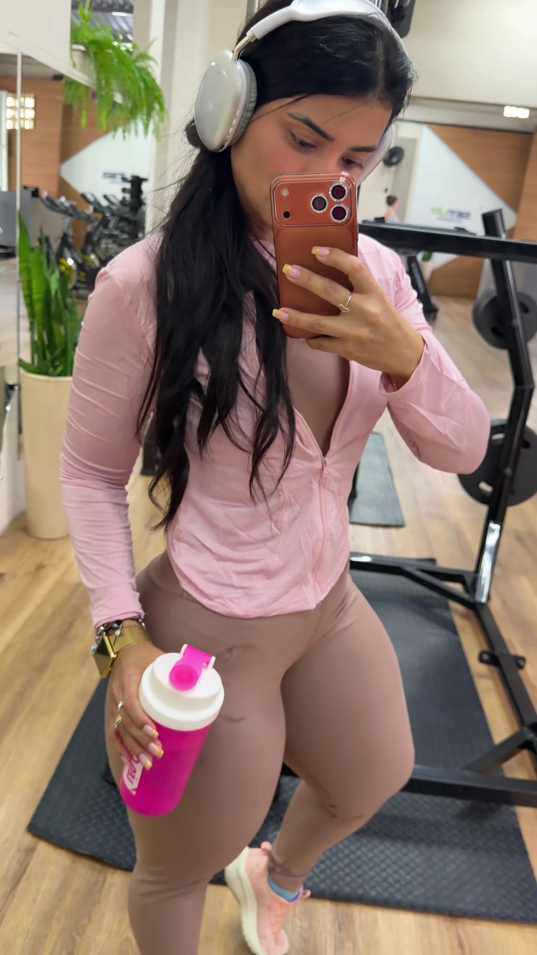 @Gabriela Batista