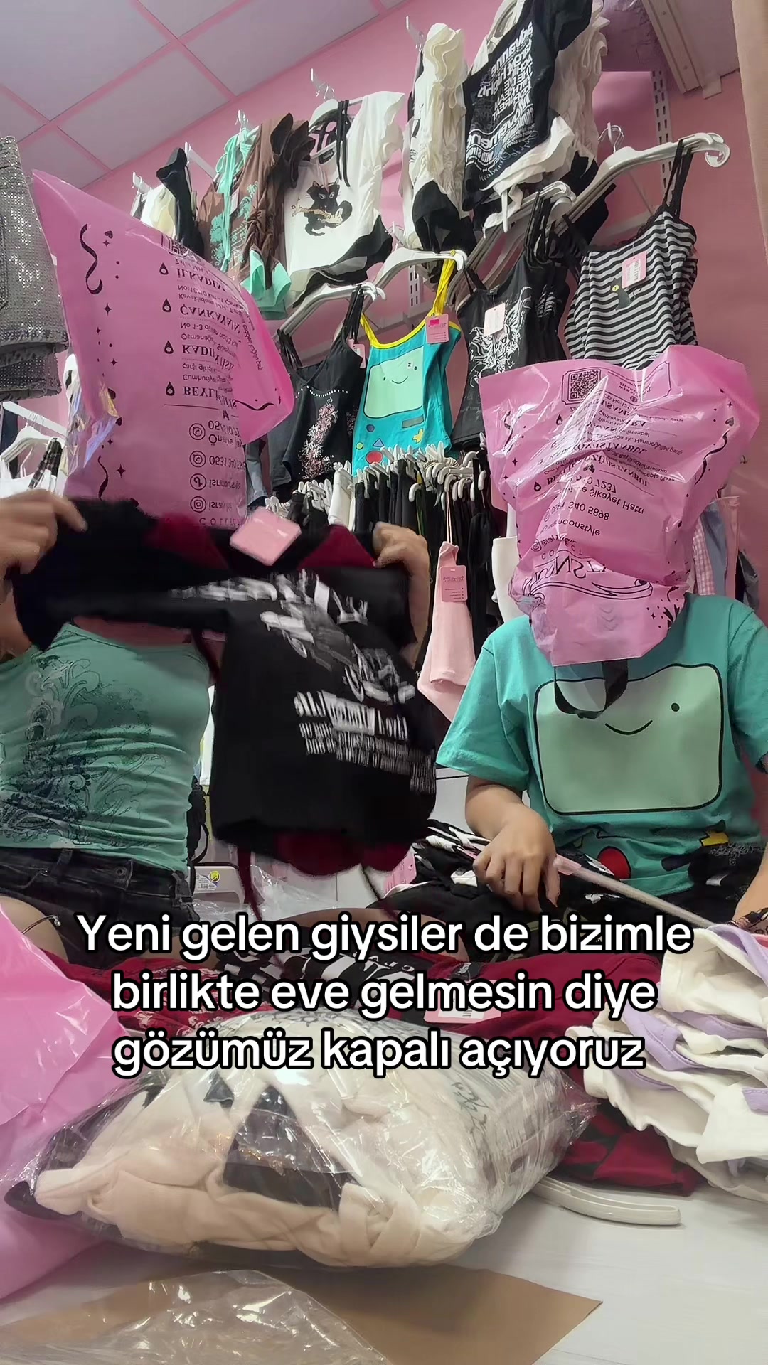 @isramoonstyle