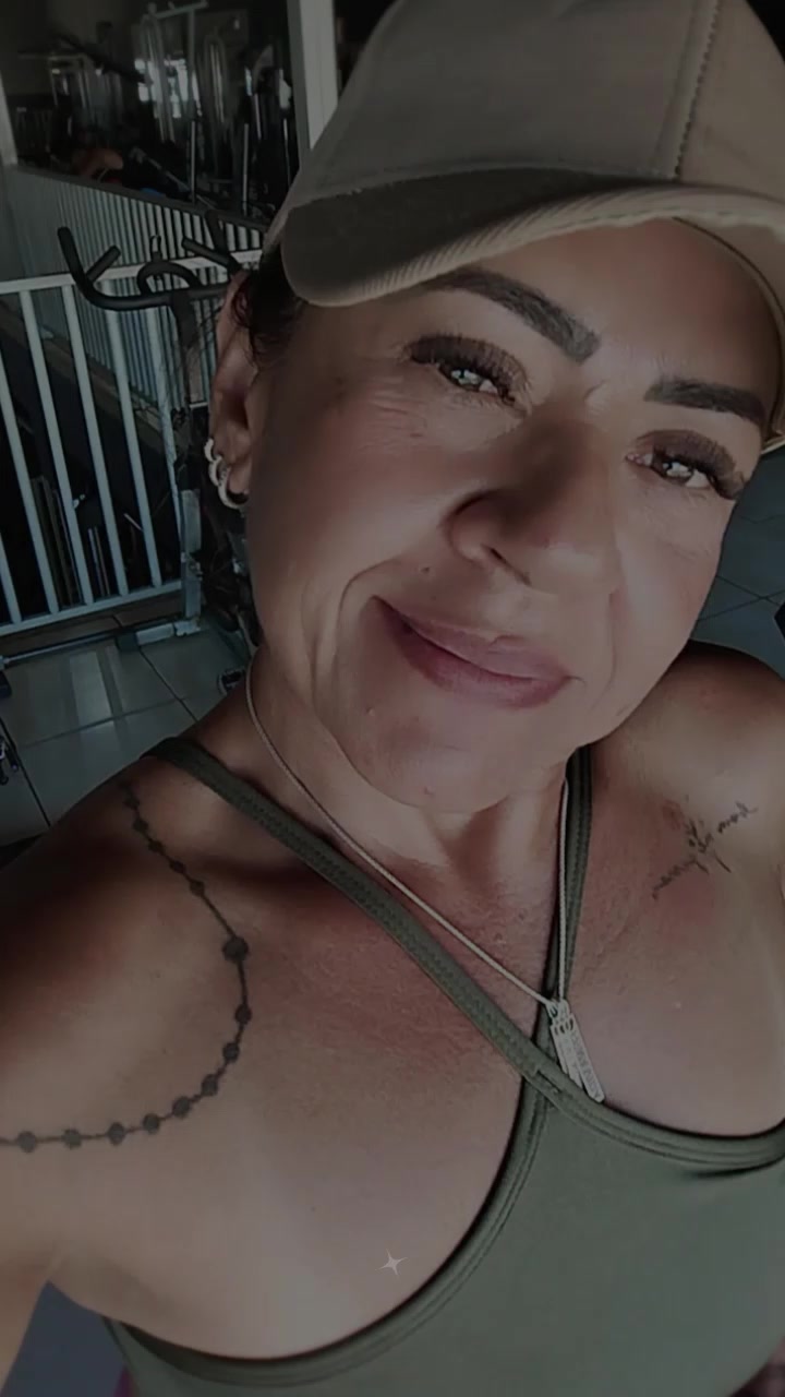 @Kátia Hinham