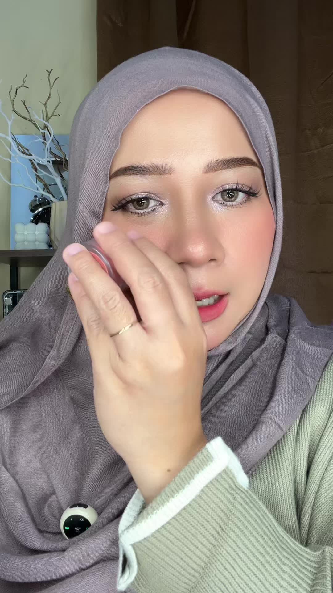 @Anis Yunia Akbar (AYA)