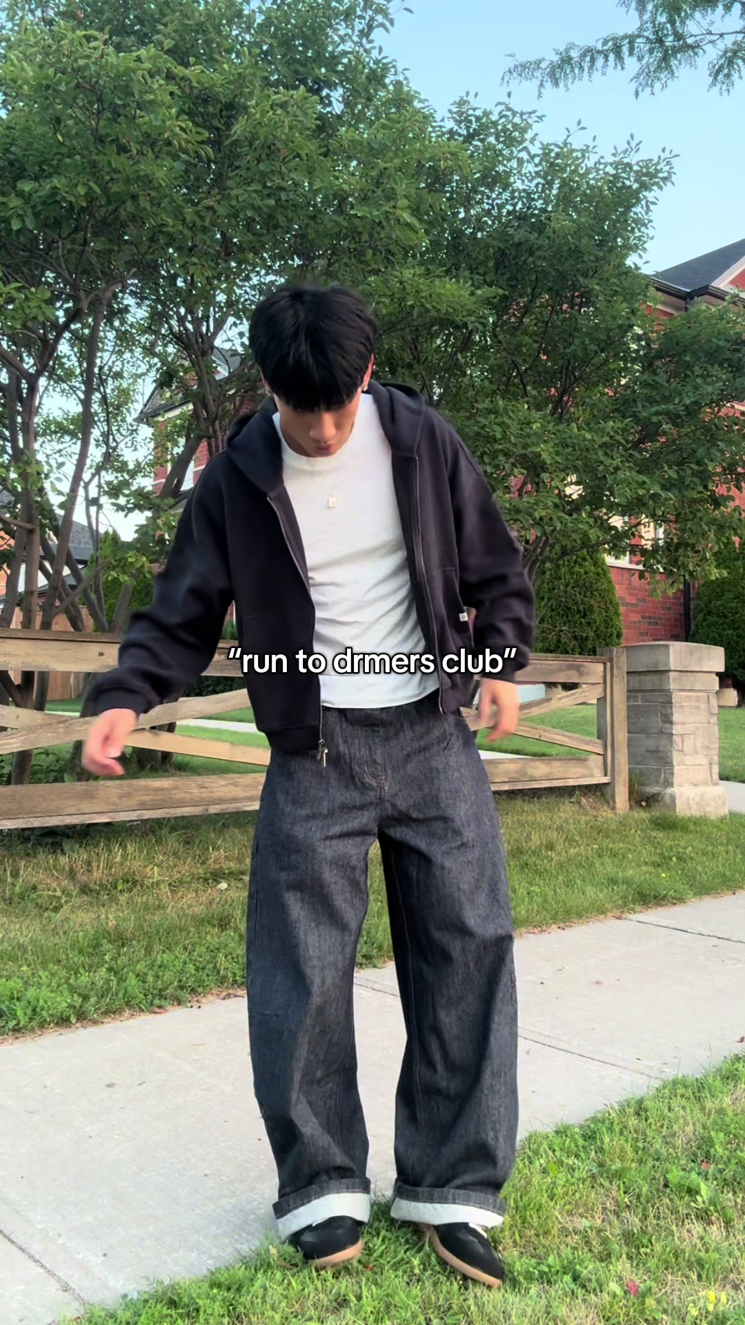 @kurtzhouu