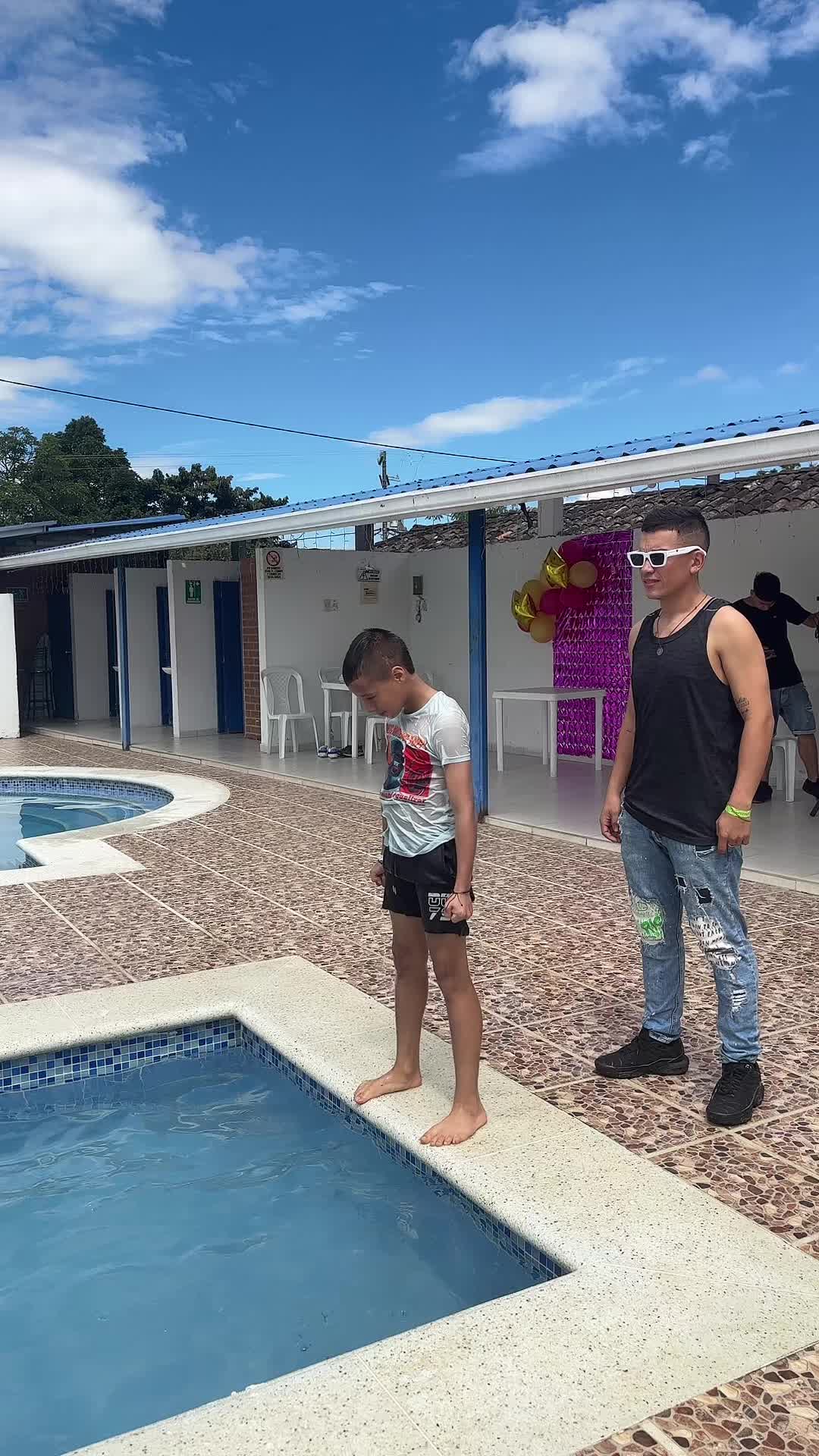 @J.D Mu&ntilde;oz💥