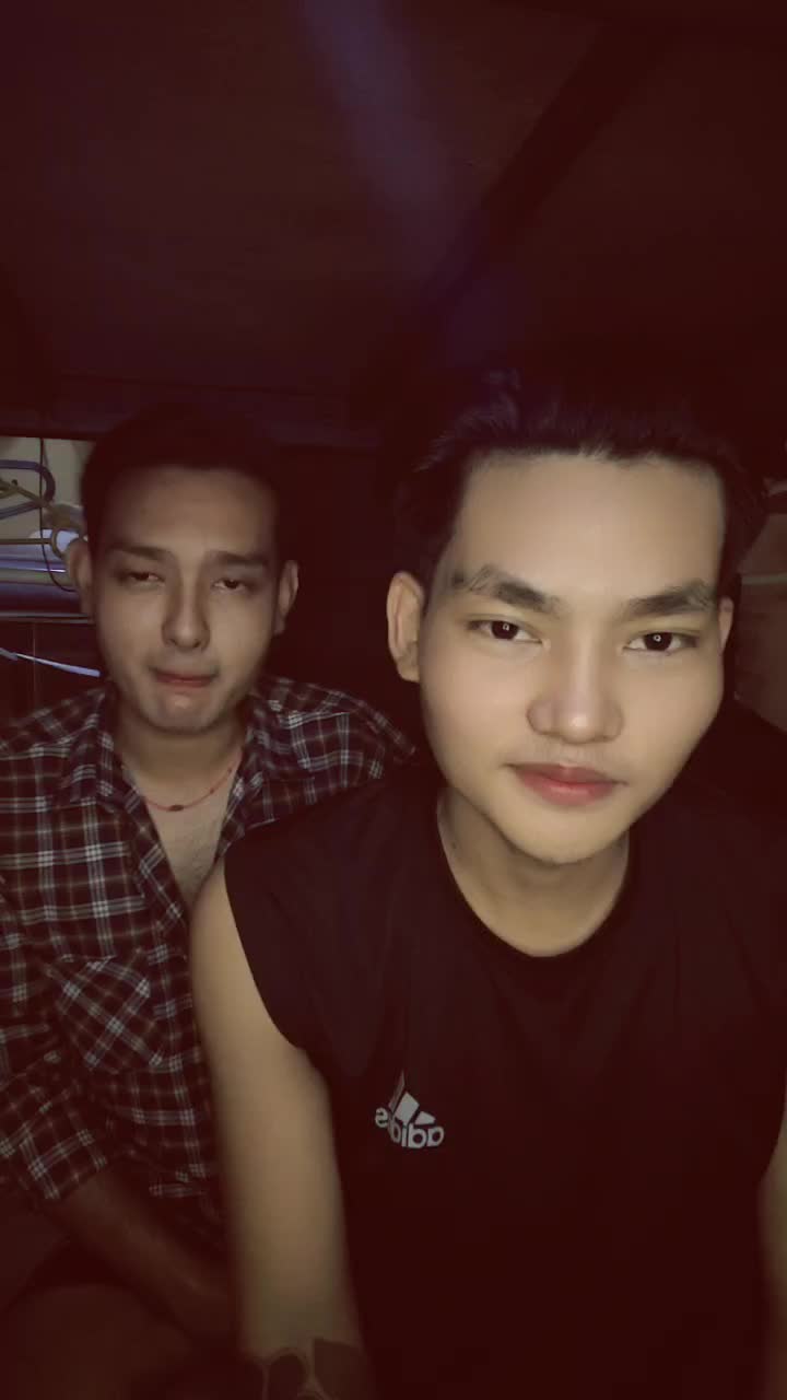 @🇲🇲K M T🇲🇾(တပ်ကုန်းသားလေး)
